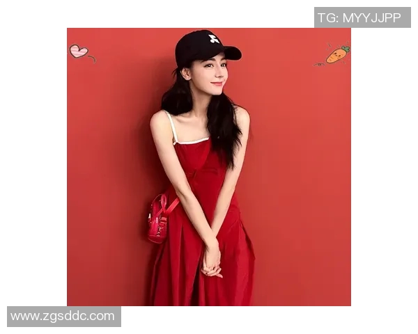 像迪丽热巴一样闪耀的足球明星们展现魅力与才华的精彩瞬间